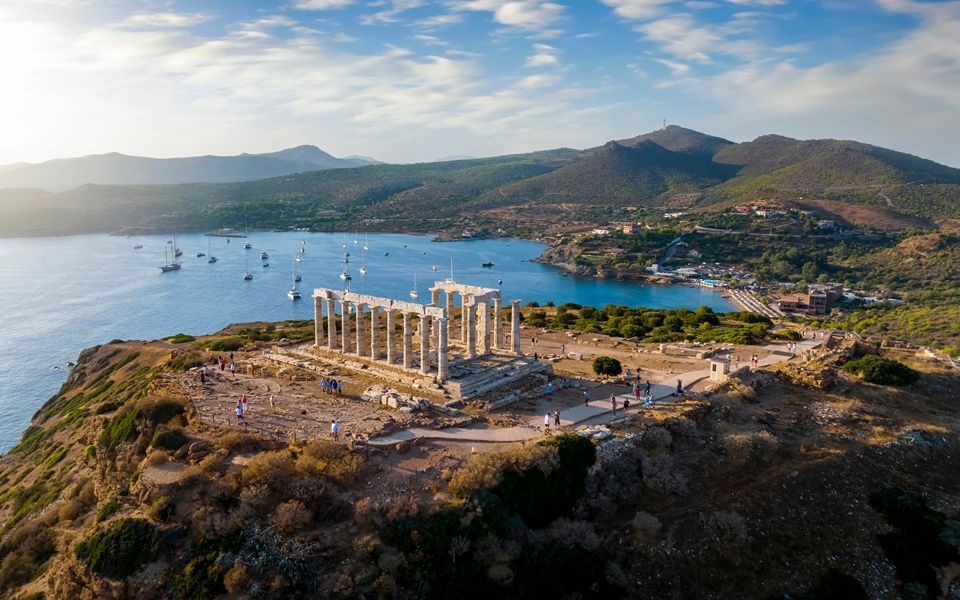 elenasagiadinou's tweet card. Το στοίχημα της ανταγωνιστικότητας του τουρισμού, τουλάχιστον σε όρους φήμης, κερδίζει σταδιακά η Ελλάδα. Αυτό προκύπτει από τη σαφή βελτίωση της κατάταξής της στις προτιμήσεις των μεγάλων ευρωπαϊκών...