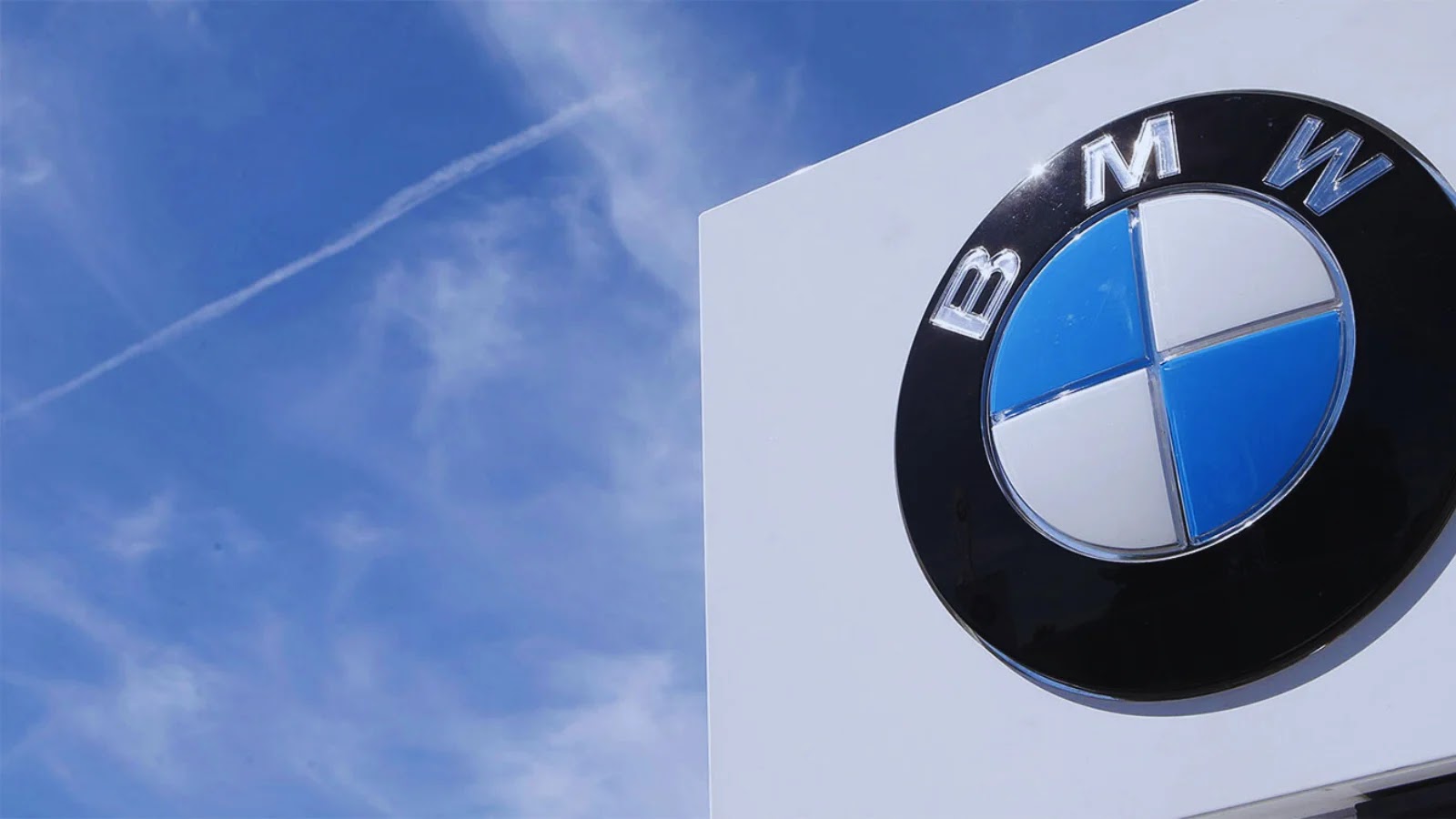 codebanq's tweet card. The infamous Everest ransomware group has reportedly included Bayerische Motoren Werke AG (BMW) as a high-profile target, claiming the theft of a significant amount of critical internal documents...