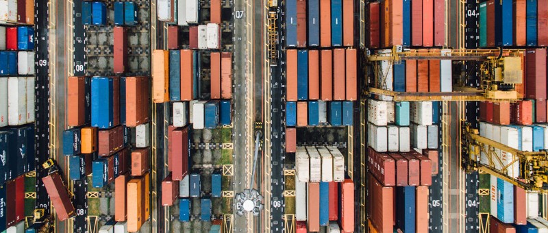 freeCodeCamp's tweet card. By Charly Vega Docker is becoming the standard to develop and run containerized applications. Long ago, this piece of technology might have made sense to system administrator and PaaS (Platform as a...