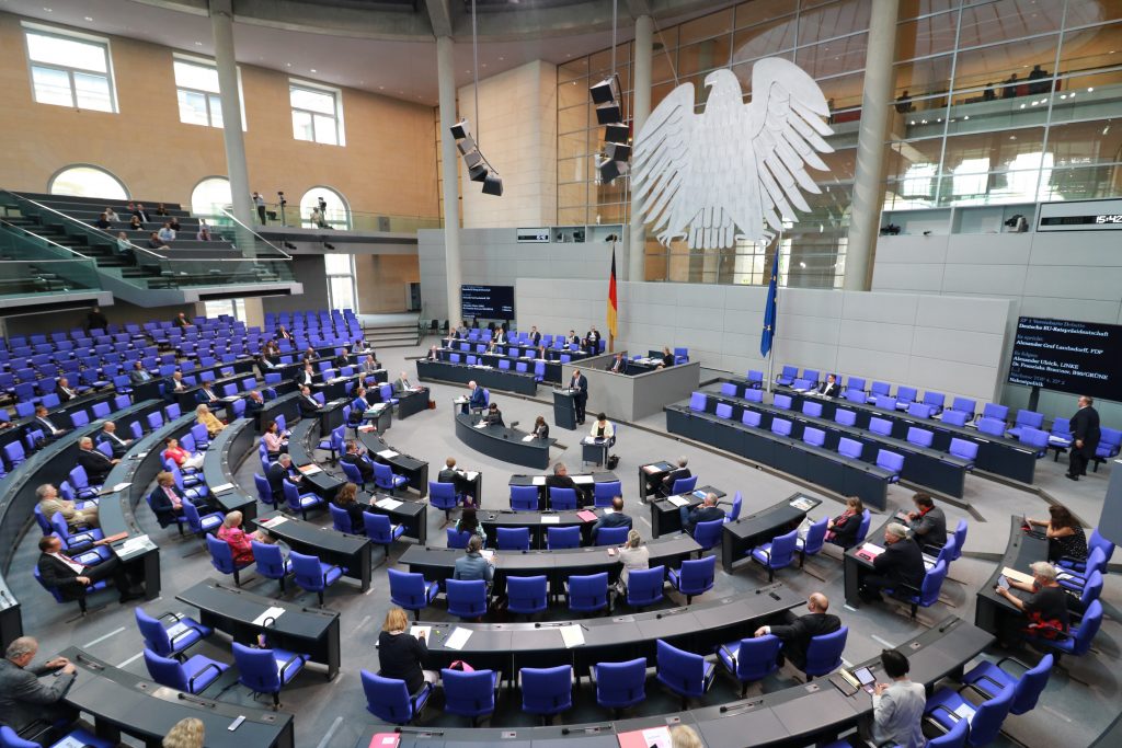 EUROSOLAR_D's tweet card. Der Vorstand der deutschen Sektion der Europäischen Vereinigung für Erneuerbare Energien – EUROSOLAR e.V. gibt zum Koalitionsvertrag zwischen CDU, CSU und SPD folgende Erklärung ab: