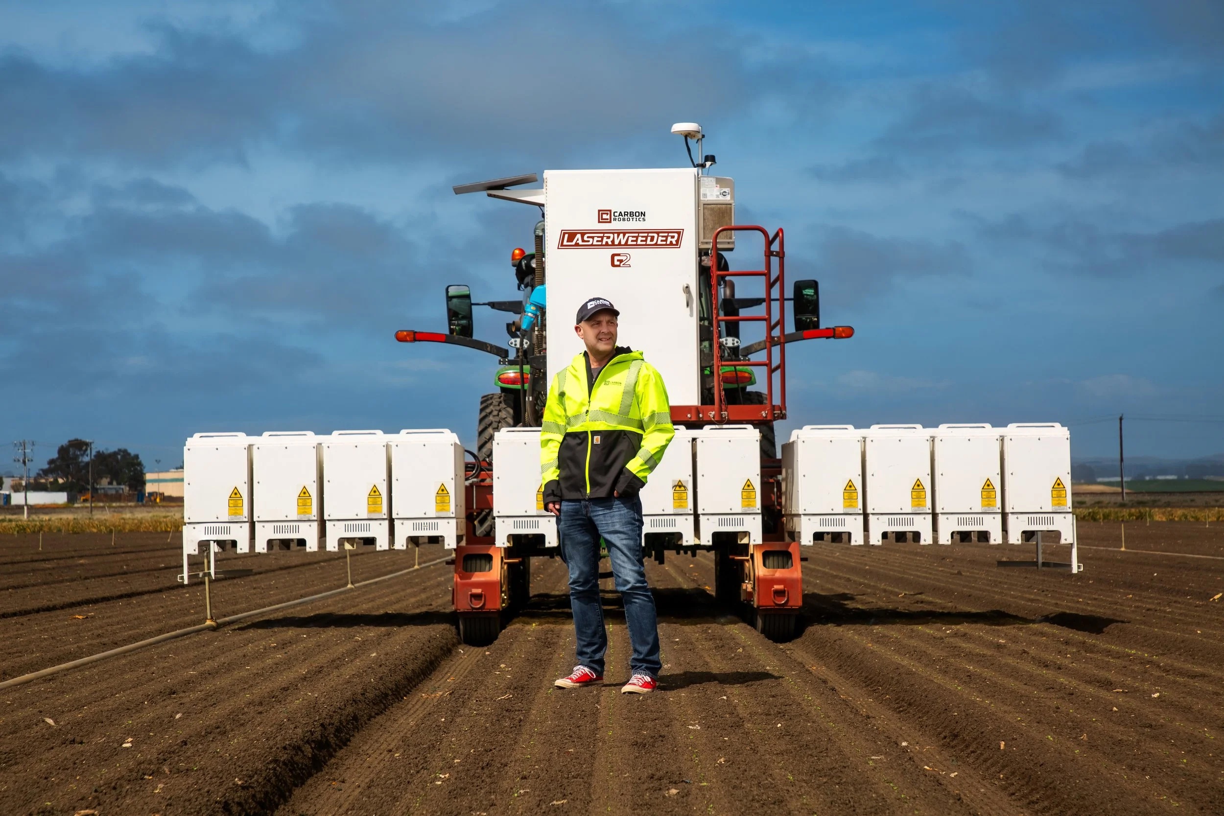carbon_robotics's tweet card. "It'll blow your mind," founder and CEO Paul Mikesell said of a carbon Robotics machine that relies on the same AI system used in Carbon's other equipment.