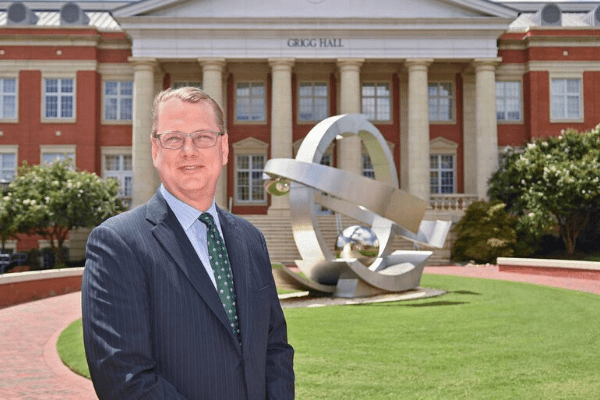 CLTDataScience's tweet card. Doug Hague, executive director of UNC Charlotte’s School of Data Science, was recognized by CDO Magazine as an exceptional visionary who is fostering an environment where data-driven insights...
