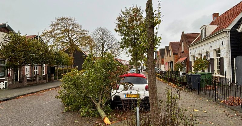 Brandweer drukdoende met meldingen vanwege storm Benjamin