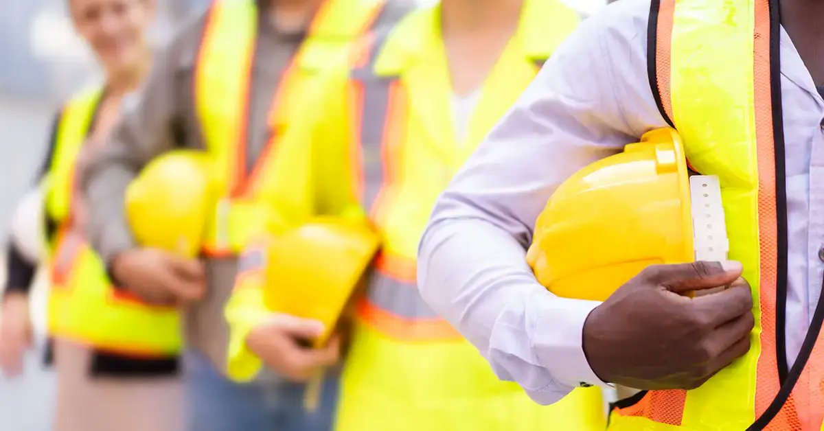 RedpathCPAS's tweet card. Minnesota employers face penalties up to $10,000 for worker misclassification. Understanding current contractor tests is essential for compliance.