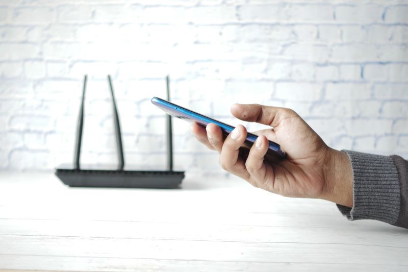 Hinshelwood_S's tweet card. Nomad Internet delivers flexible mobile hotspots and portable WiFi for remote teams, ensuring stable, contract-free connectivity anywhere with a Try Before You Buy program.