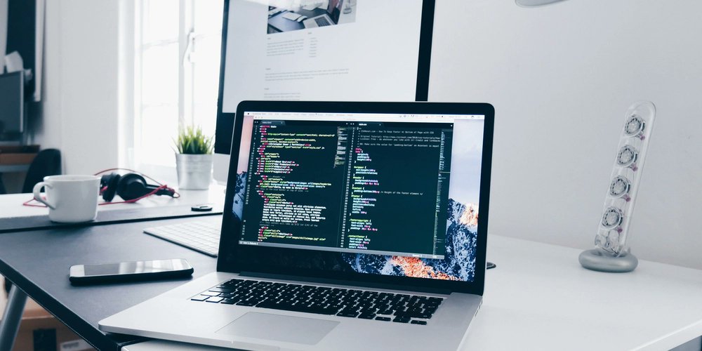 msa_pythonify's tweet card. This case study focuses on utilizing PostgreSQL, a popular relational database management system,...