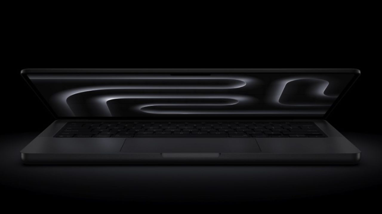 TechHounder's tweet card. Apple is set to launch its first-ever touch-screen MacBook Pro in 2026, featuring an OLED display, thinner design, and the upcoming M6 chip.