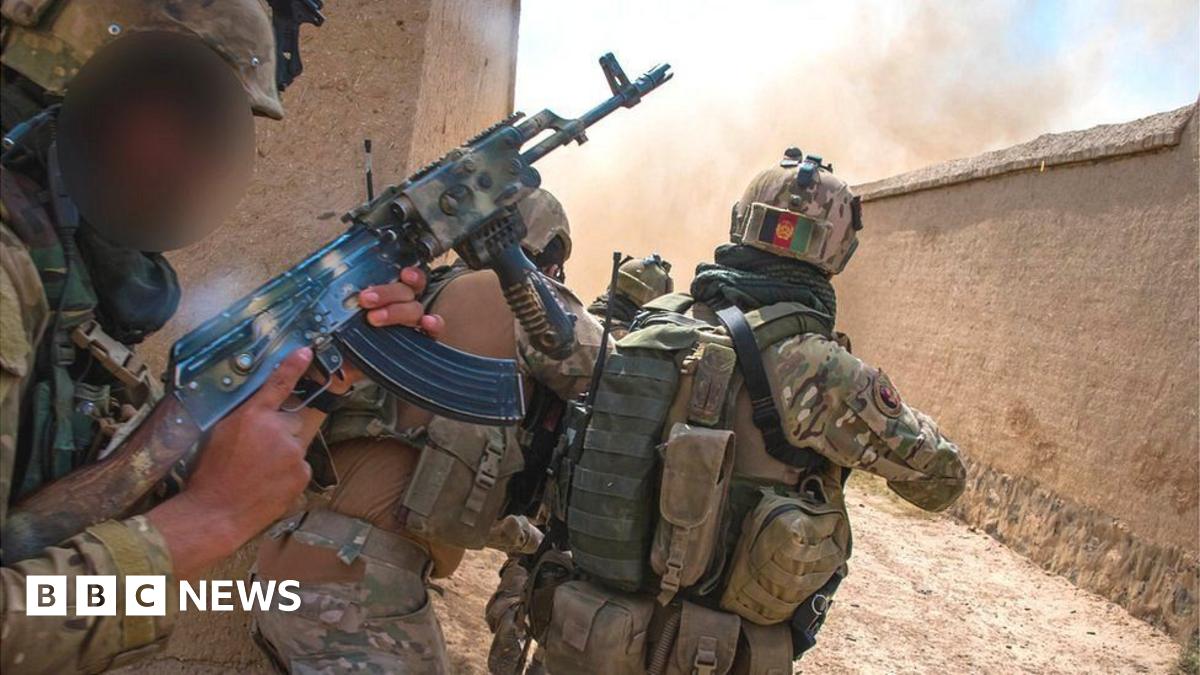 regular_scheme's tweet card. Letter reveals the government admits misleading Parliament over cases of Afghan special forces.
