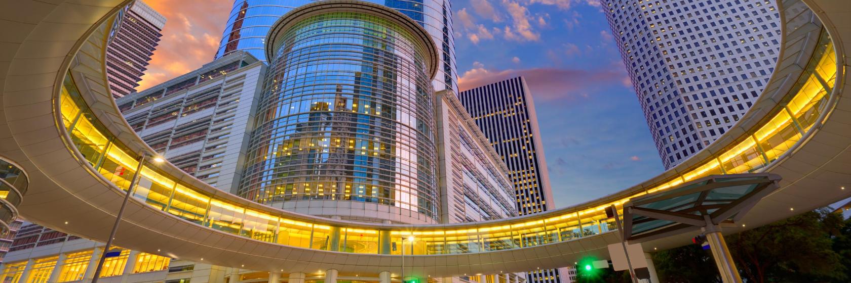 T1Texas's tweet card. Great savings on hotels in Houston, United States online. Good availability and great rates. Read hotel reviews and choose the best hotel deal for your stay.
