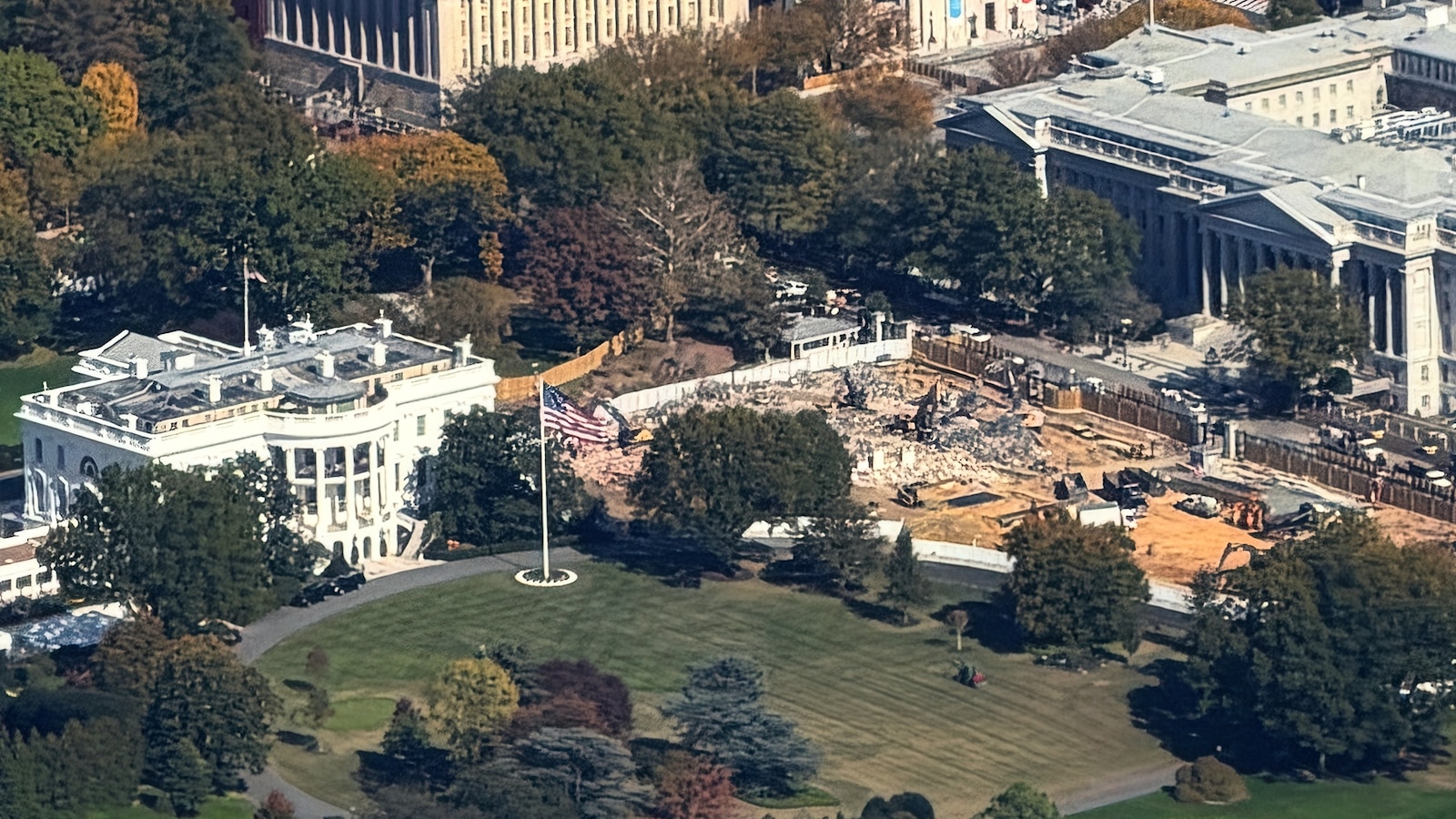 ABC's tweet card. Satellite images show that President Donald Trump's project to build a $300 million grand ballroom has appeared to take down at least six trees on the White House grounds