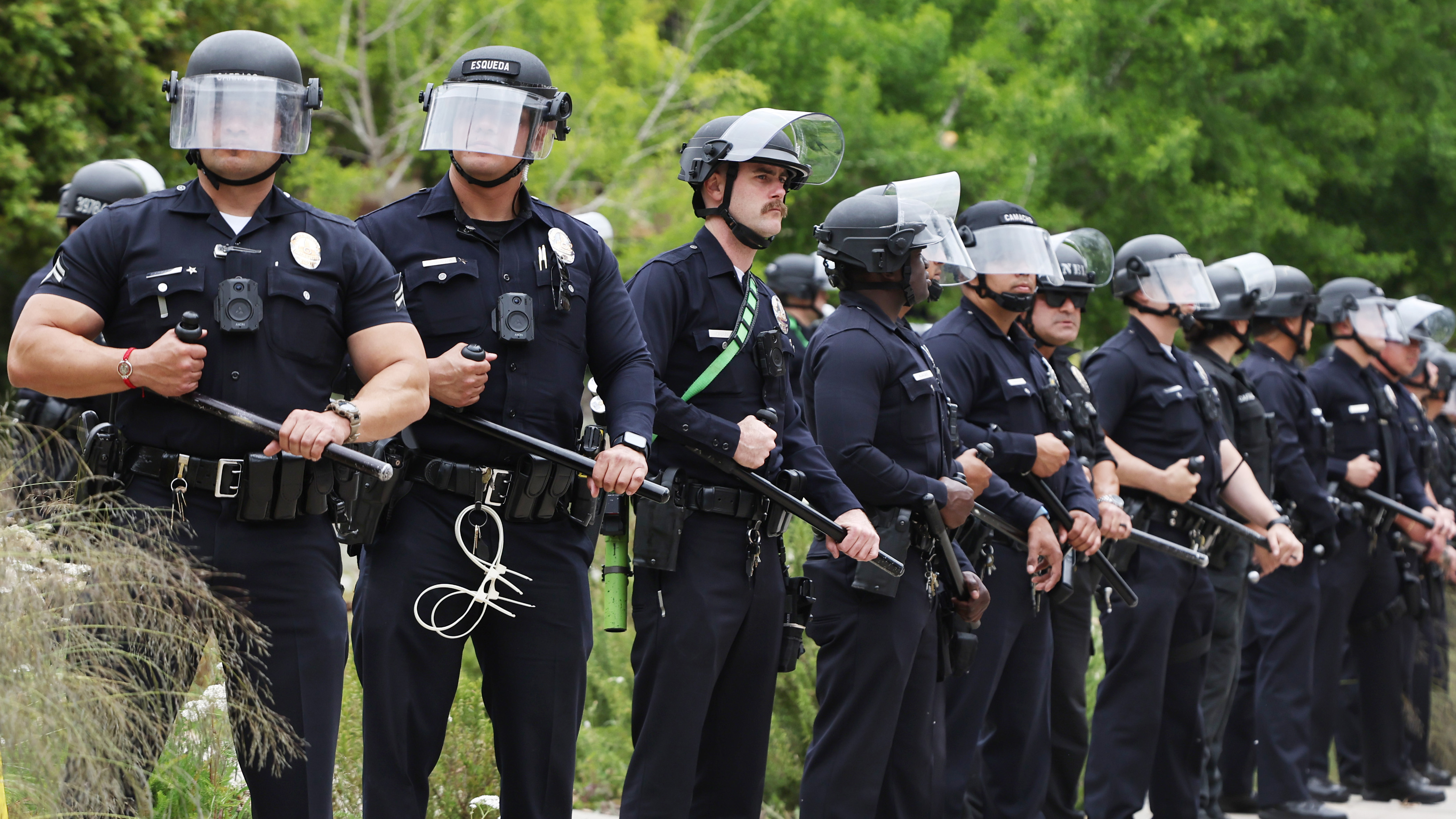 TheOnion's tweet card. LOS ANGELES—Saying such individuals posed a threat to the safety and security of all city residents, the Los Angeles Police Department announced Thursday that it had arrested everyone who lost their...