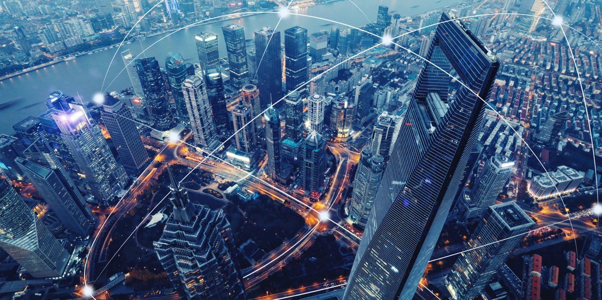 CloudMasters_ES's tweet card. El gasto en Edge Computing alcanzará los 23.000 millones de dólares en 2027. Estos son algunos pronósticos de Juniper Research.
