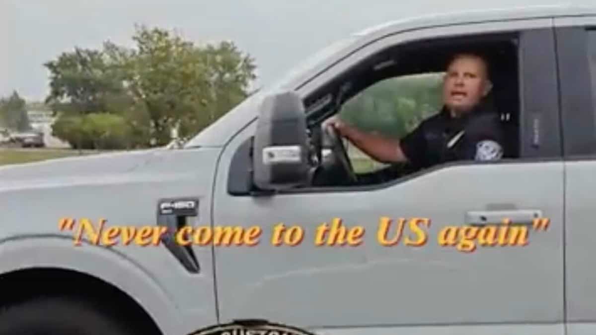 Codingue's tweet card. Le Service frontalier américain enquête sur une vidéo montrant un de ses agents crier à un Canadien de «ne jamais revenir aux États-Unis».