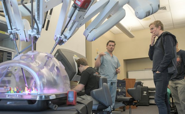 BArobotics's tweet card. The Bulloch Academy Robotics Team received a special opportunity Monday when they attended a demonstration of East Georgia Regional Medical Center's surgical robot da Vinci Xi.