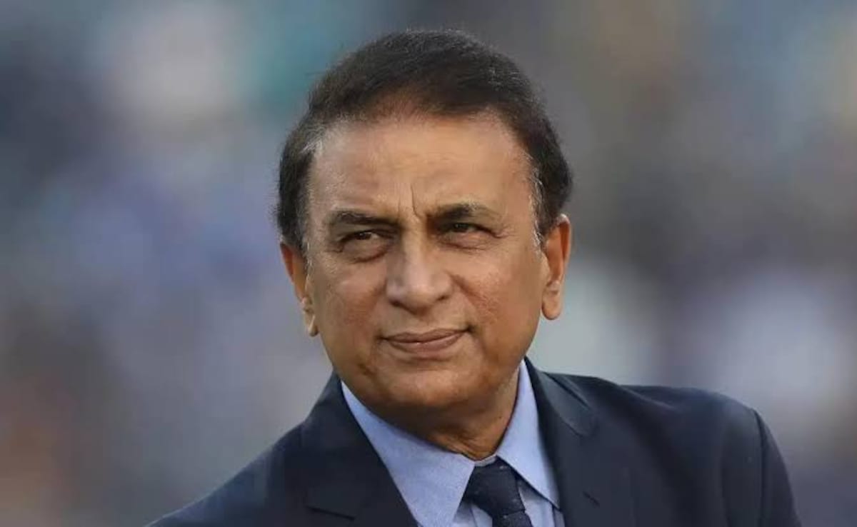 NDTVSportsHindi's tweet card. India vs Pakistan: तमाम दिग्गज श्रीलंका के खिलाफ किए गए प्रदर्शन के बाद टीम इंडिया को लेकर सवाल कर रहे हैं, लेकिन गावस्कर की नजरें कुछ और ही देख रही हैं