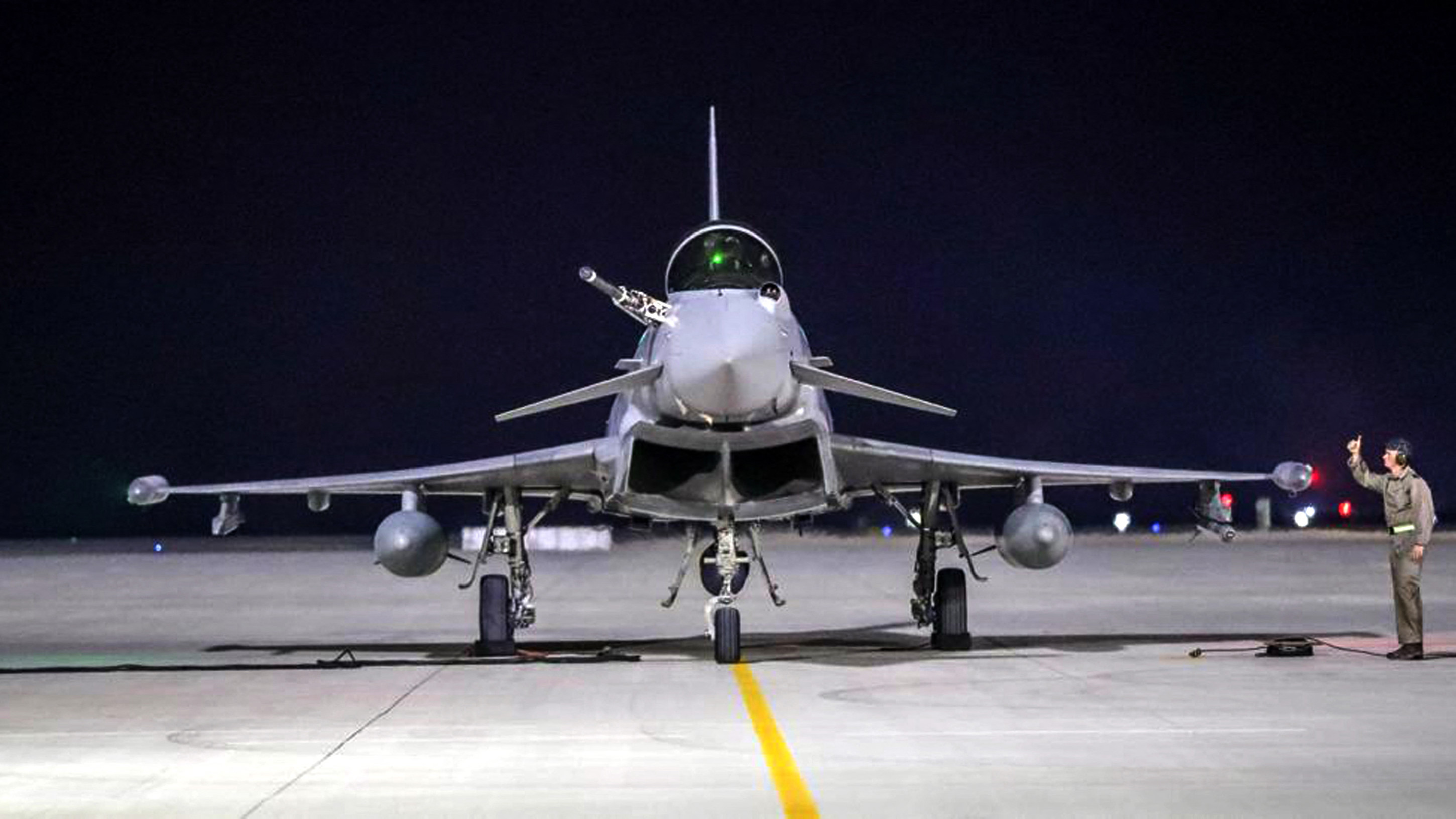 ragipsoylu's tweet card. British PM to visit Ankara on Monday, reportedly sending two Eurofighter jets to mark the deal