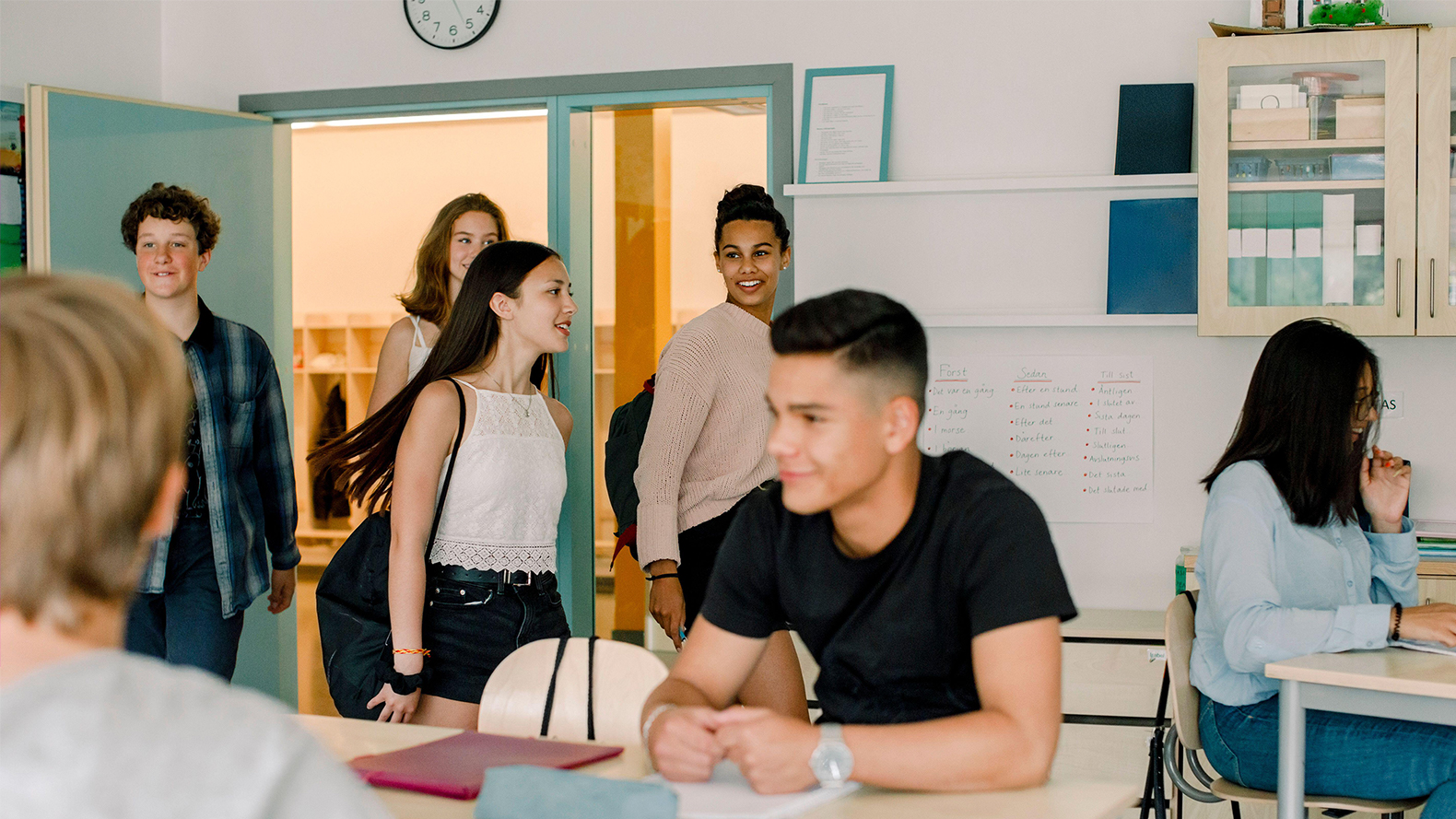 edutopia's tweet card. Guiding students to create lists of learning objectives and what they need to do to meet those goals on time can boost their independence.