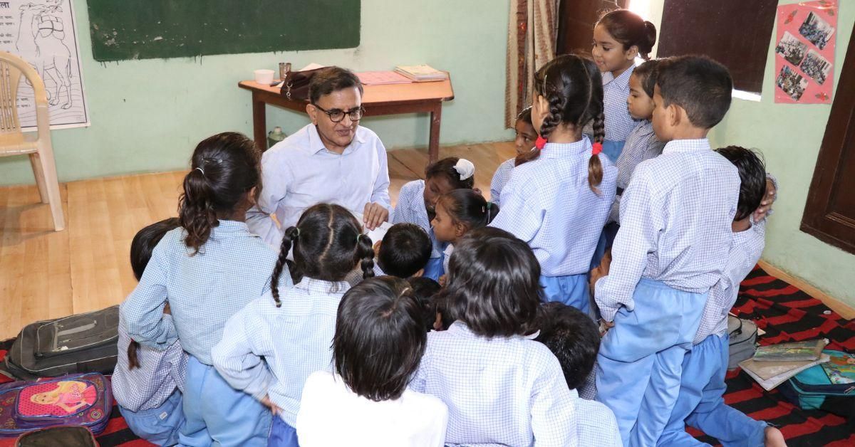 thebetterindia's tweet card. Through the Language and Learning Foundation, ex-IAS officer Dhir Jhingran wants to ensure that every child can learn in a way they understand best.