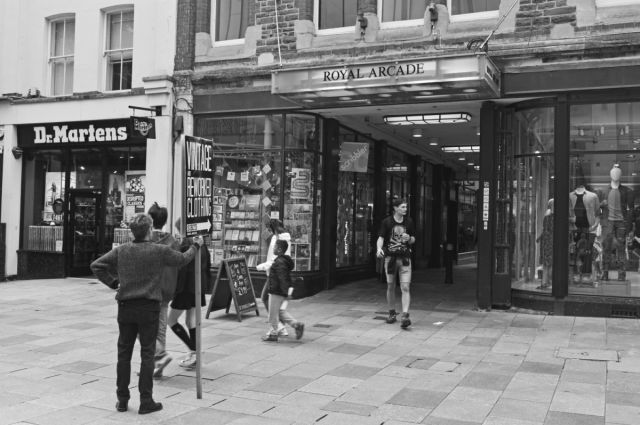 LachlanMain's tweet card. Right the days are starting to stretch themselves, second by second they get longer, brighter but as yet not much warmer. So the race it hotting up ( see what I did there) to get out on the trail a…