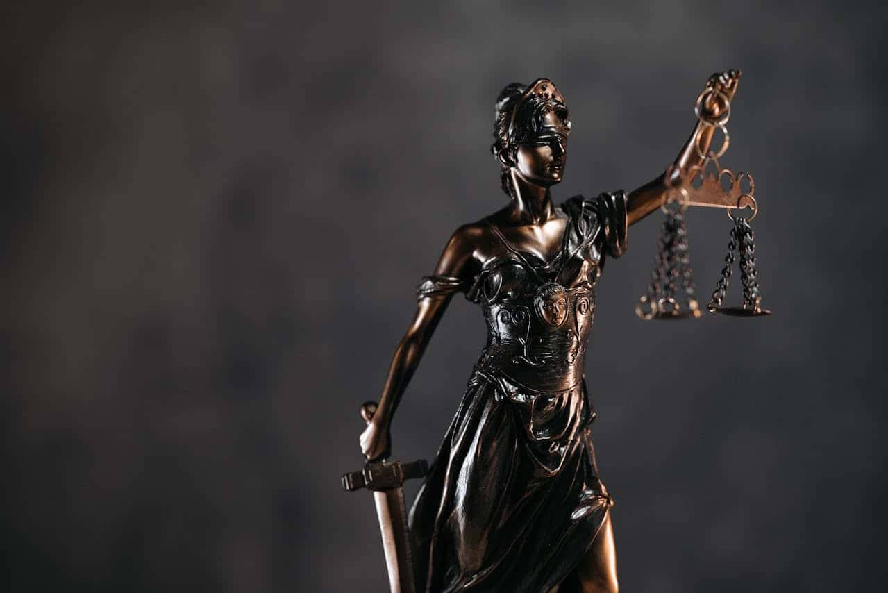 markupgrade's tweet card. Imagine you’re Example LLC, a fast-growing SaaS company proudly operating on Example.ai. Revenues are climbing, investors are circling, and the team is sprinting. Then someone asks: “Shouldn’t we own...