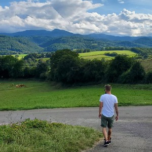 L0ulouuu's tweet card. loulouuuu - En LIVE sur Icarus !