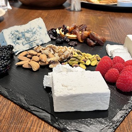 Tweet card summary image