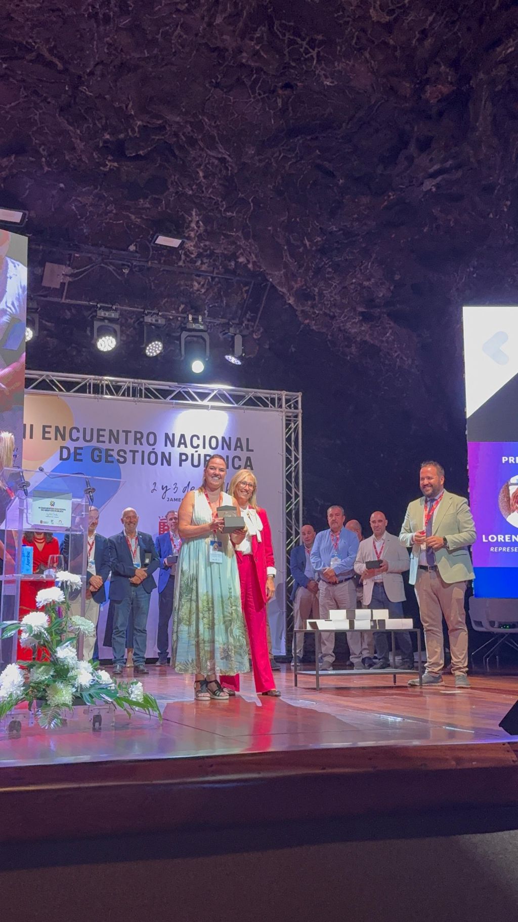 MasVive_'s tweet card. El Ayuntamiento de Galapagar ha recibido un premio en el III Encuentro Nacional de Gestión Pública, celebrado en Lanzarote, por Jacinto, asistente virtual del Ayuntamiento. Dentro de los premios...