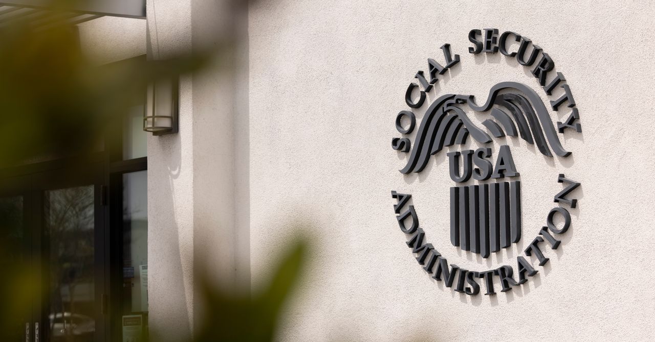 SocSecBlog's tweet card. WIRED obtained notes from a Social Security Administration management meeting, where employees pressed leadership on plans for the agency.