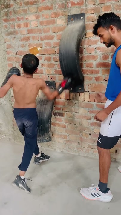 satkhassam48's tweet card. Boxer 🥊💪#mahakal #army #boxingpractice #shortsviral #boxing...