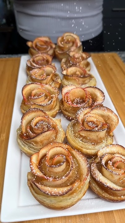 Projectof11's tweet card. Impress your guests with this amazing edible apple flowers😍