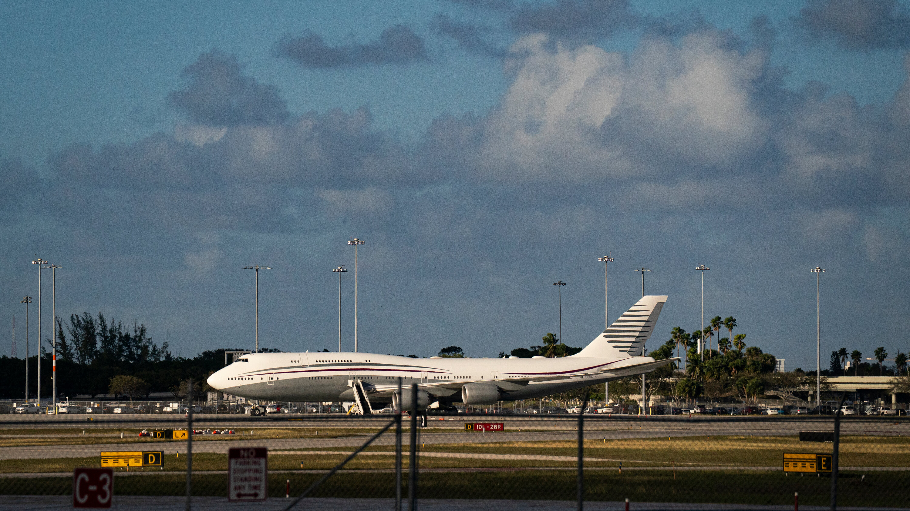 SteveRattner's tweet card. To hide the cost of renovating the plane Qatar donated to President Trump, the Air Force appears to have tucked it inside an over-budget, behind-schedule nuclear modernization program.