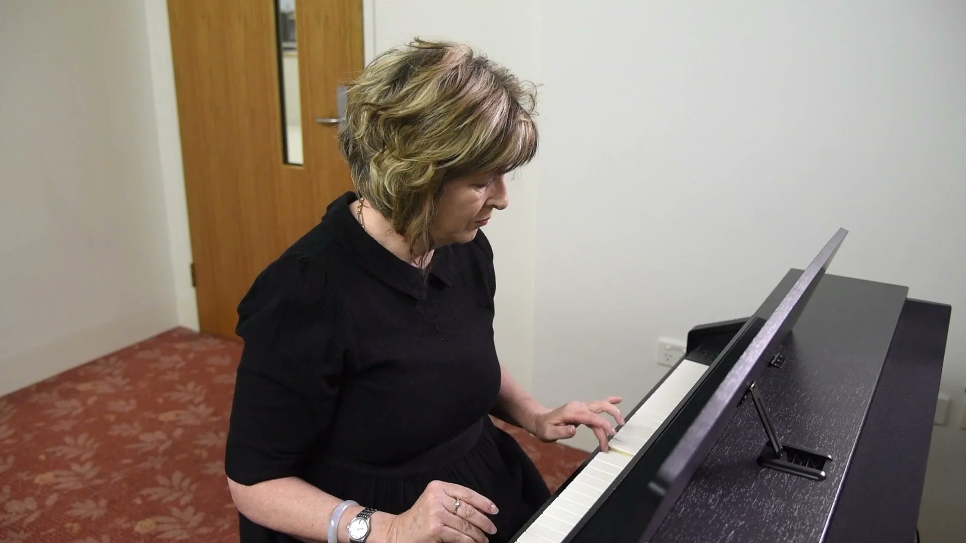 LibrarySpice's tweet card. The perks of State Library membership