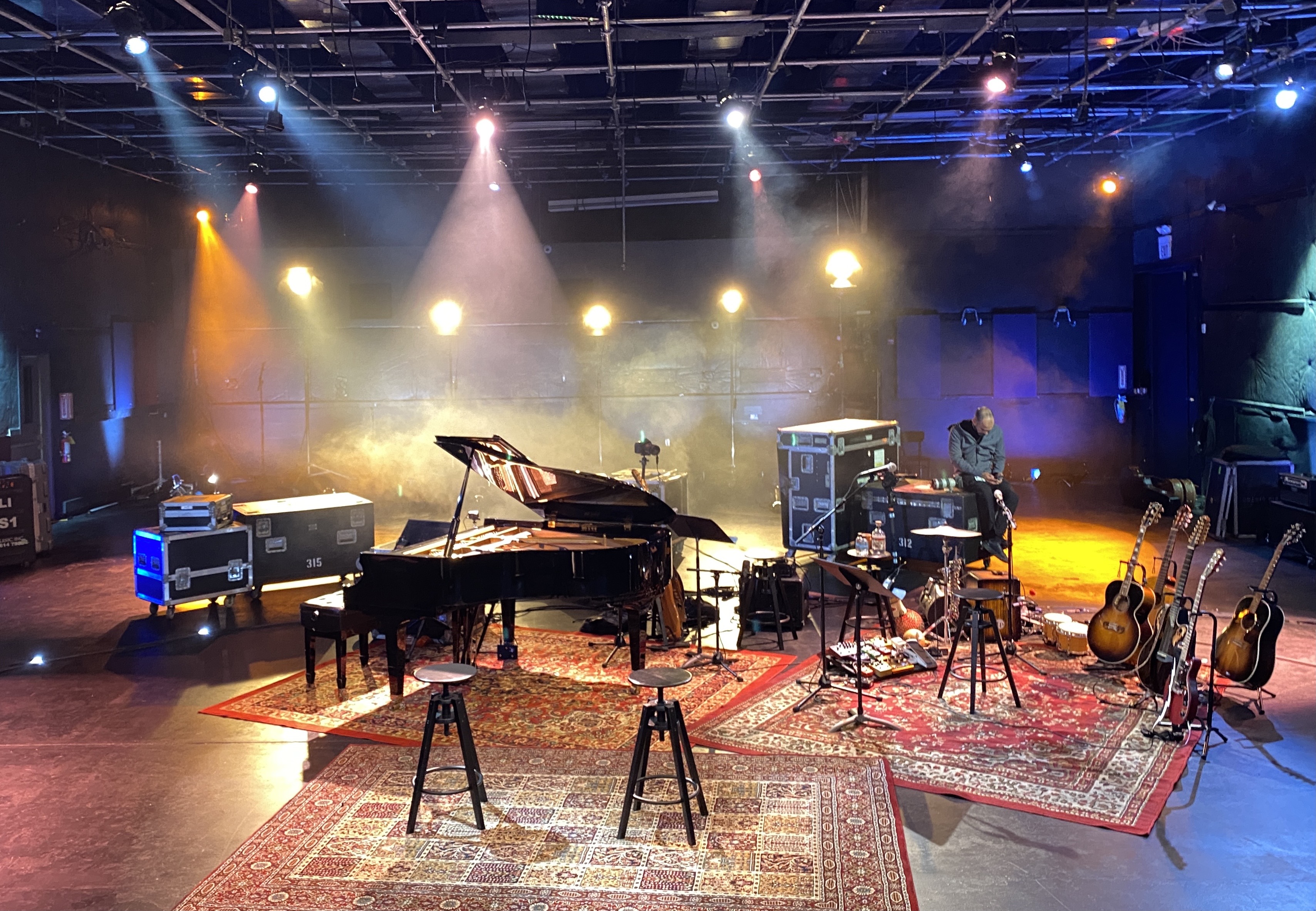 ATinyAudience's tweet card. “Latin music needed this showcase,” executive producer and series creator Maurice Keizer tells Remezcla. Read for more details.