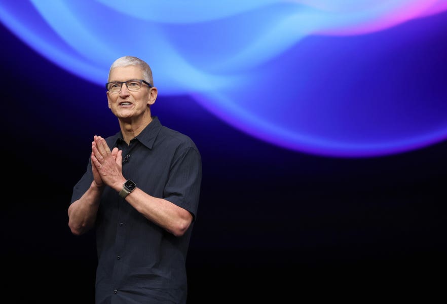 sanjayvadera01's tweet card. Taking a look back at this week’s news and headlines from Apple; iPhone 17 and iPhone 17 Pro launch dates, MacBook Pro upgrade details, iPad multitasking, Apple challenges AI assumptions, and more...
