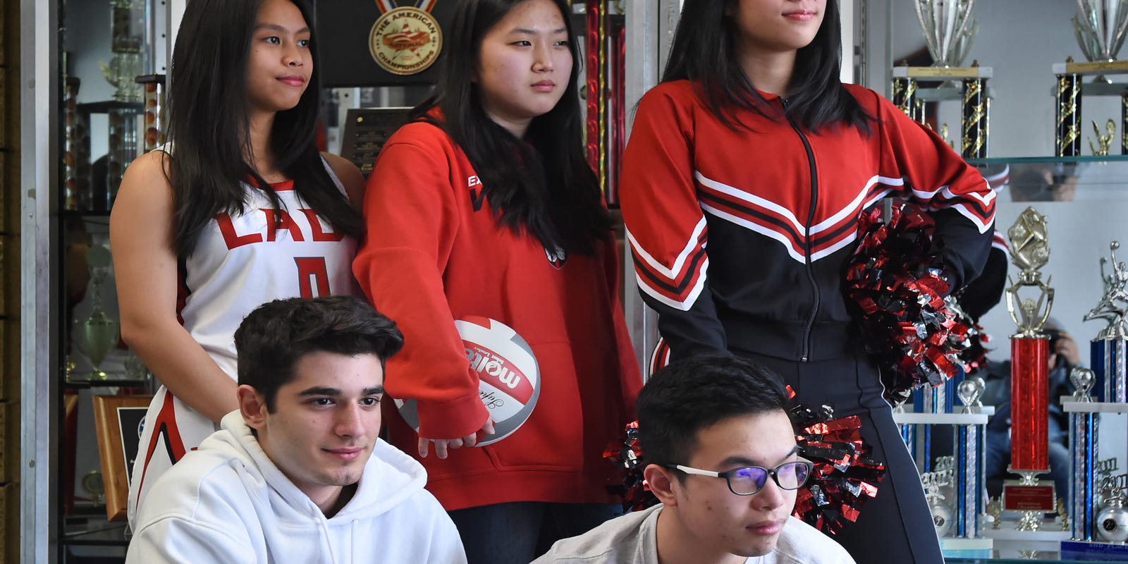 Excelwarriors's tweet card. NIAA votes to settle lawsuit and allow foreign students to play at Excel Christian. Ruling does not affect other schools at this time.