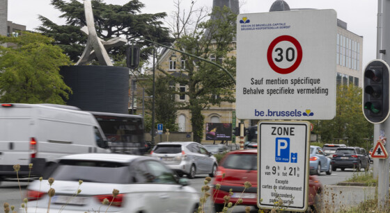 Balladin's tweet card. Les véhicules diesel Euro 5 et essence Euro 2 ne sont plus autorisés à circuler en Région bruxelloise. Les associations appellent l’exécutif bruxellois à mettre en œuvre le plus rapidement possible...