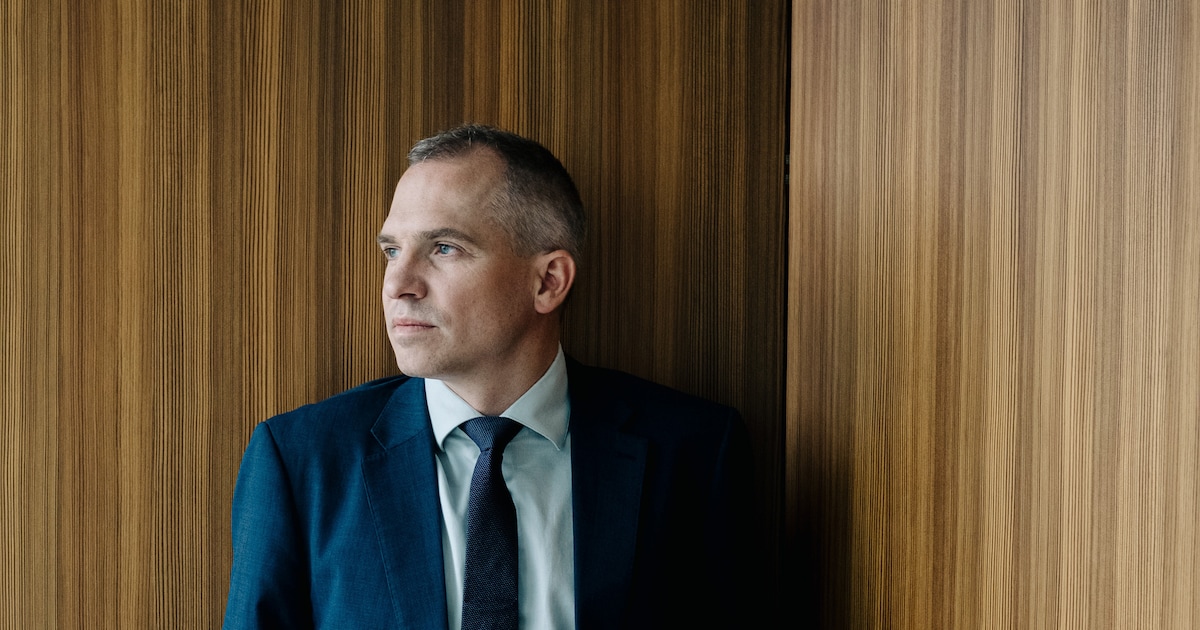 netwerktegenarm's tweet card. Een nieuw onderzoek van Vlaams minister van Wonen Matthias Diependaele (N-VA) toont dat bijna de helft van de mensen die recht hebben op een huurpremie die niet aanvragen. De procedure wordt daarom...