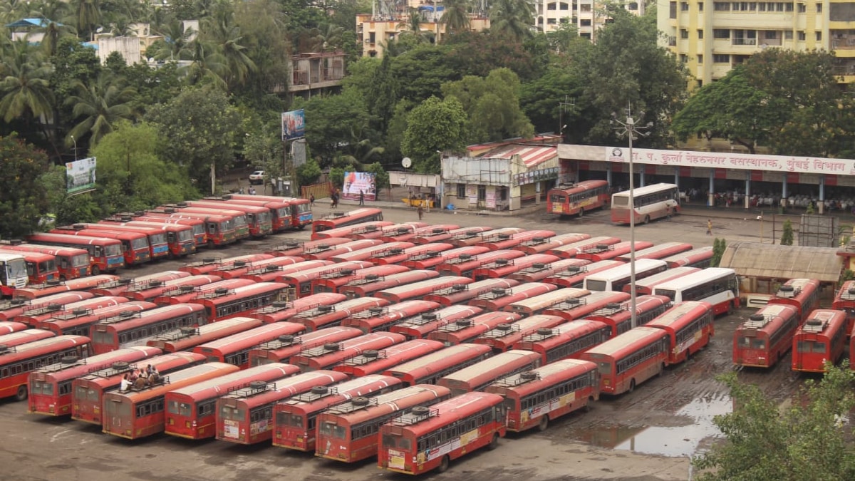 FSiddhesh's tweet card. Msrtc St Bus Corporation Diwali Loss Financial Crisis Revenue Maharashtra Mumbai Print News Ocd 94 - MSRTC ST Mahamandal : एसटी महामंडळ 'ना नफा ना तोटा' तत्त्वावर चालत असले तरी प्रत्यक्षात ते...