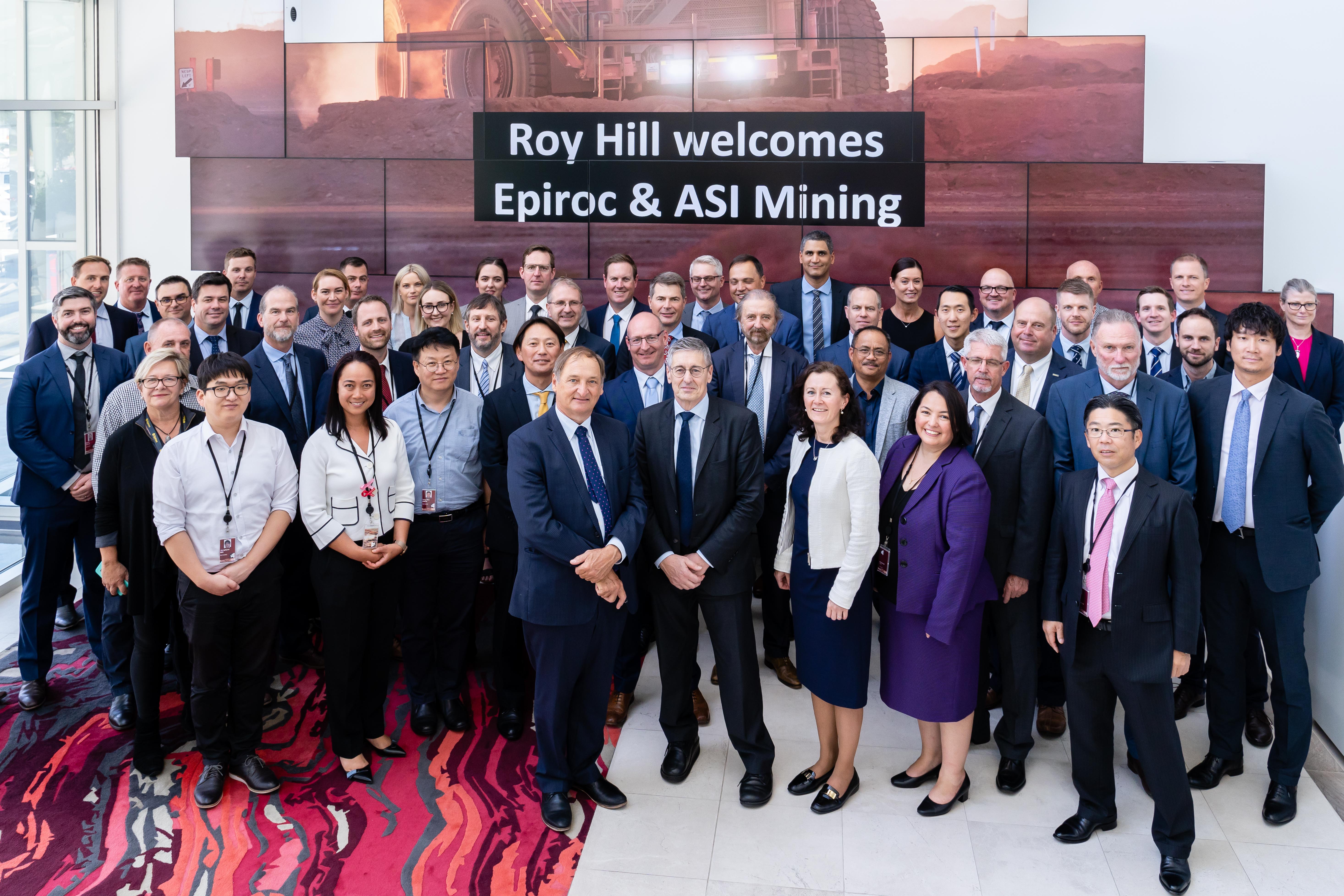 ASIRobots's tweet card. Roy Hill plots new path for end-to-end automation.