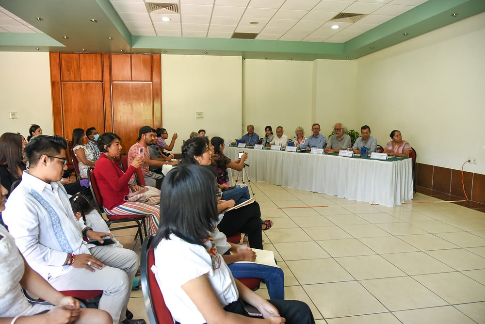 Tend_Oaxaca's tweet card. Desde hace 30 años, el Centro Calpulli A.C. trabaja para defender los derechos de niñas, niños y adolescentes de Oaxaca, además de apoyarlos en su educación. Felipe Sánchez, coordinador del centro,...