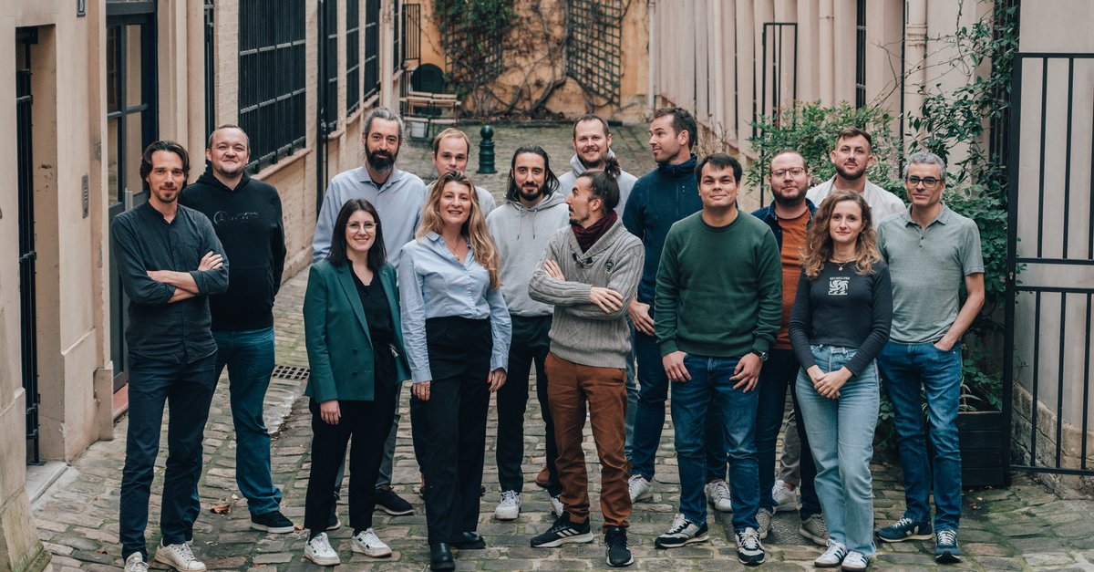 DavidP_DevWeb's tweet card. Sooyoos recrute un(e) Chef(fe) de projets Digitaux (Confirmé) à Paris !