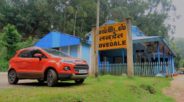 ksrtcblog's tweet card. മലയാളികൾക്ക് പണ്ടുമുതലേ ടൂർ എന്നു വെച്ചാൽ ഊട്ടിയോ കൊടൈക്കനാലോ ഒക്കെയാണ്. എങ്കിലും കൊടൈക്കനാലിനെക്കാളും ഒരുപടി മുന്നിലാണ് ഊട്ടിയെ നമ്മൾ പ്രതിഷ്ഠിച്ചിരിക്കുന്നത്. കോളേജ് ടൂർ, ഫാമിലി ടൂർ, ഹണിമൂൺ...