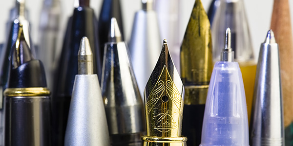 ins_sitebuilder's tweet card. Writing compelling content that gets discovered by search engines is hard. These powerful writing tools will make it a whole lot easier!