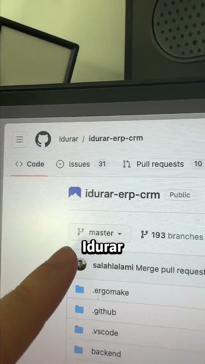 Maxixaxx's tweet card. Open source React projects to learn from