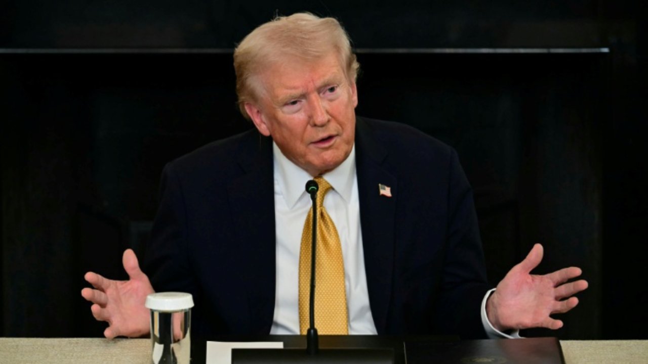 mifmif631's tweet card. BBC's Panorama faces backlash over claims it edited Trump's rally speech misleadingly, raising new concerns about media accuracy and public trust.