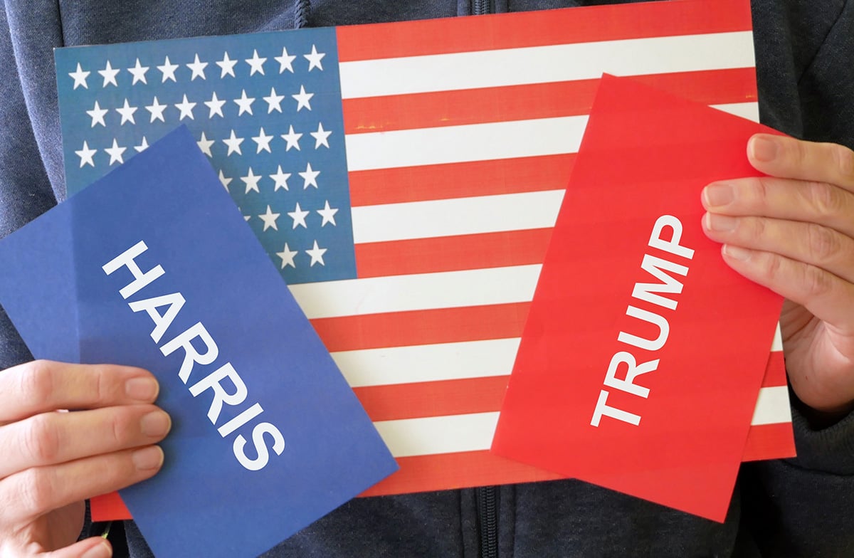 computing_net's tweet card. Crypto prediction markets show Kamala Harris leading in US presidential election odds, while the crypto industry challenges proposed CFTC regulations on these platforms.