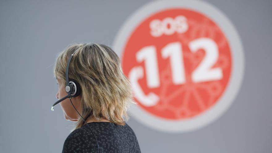 NoticiasNavarra's tweet card. El varón ha quedado atrapado bajo un tractor