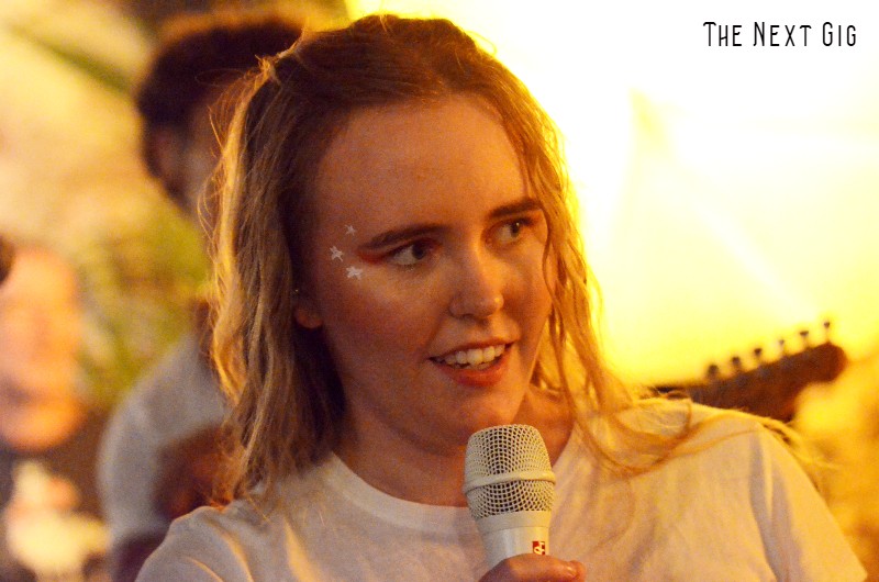 gig_next's tweet card. GRONINGEN – Links, rechts overal stonden bandjes in Groningen. De Popronde heeft een fantastisch aanbod dit jaar en dus stonden her en der behoorlijke menigten te dringen voor een geïmproviseerd po…