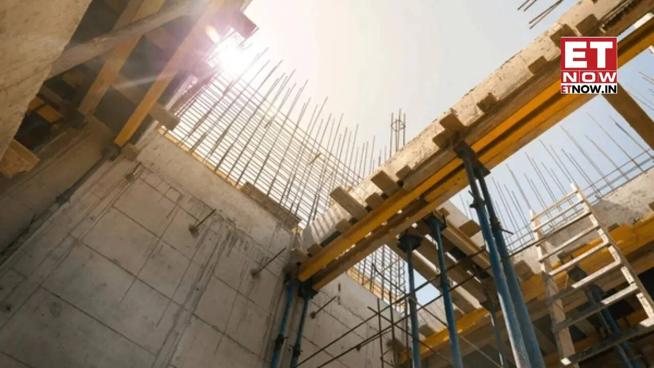 ETNOWlive's tweet card. The combined Index of Eight Core Industries for September 2025 increases by 3 per cent YoY. The production of steel, cement, electricity, and fertilizer registered positive growth in September 2025.