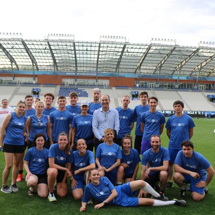 Tweet card summary image